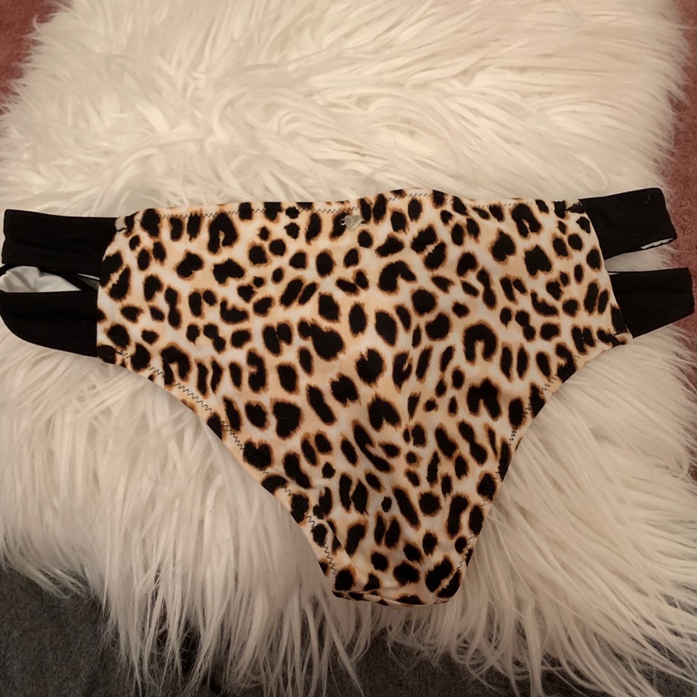 victoria’s secret PINK bikini bottoms
